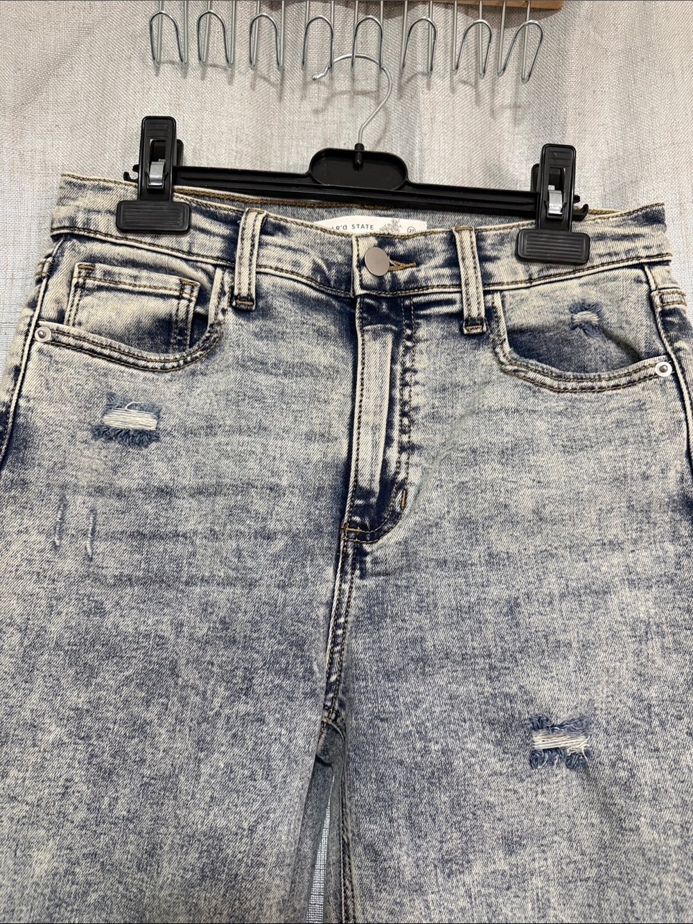 Altar’d State High-Waisted Distressed Straight Leg Jeans - Acid Wash - Picture 4 of 11